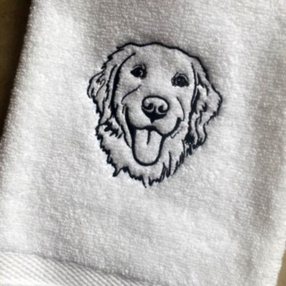 GOLDEN RETRIEVER hand towel - Embroidered GOLDEN RETRIEVER white bath towel. - Picture 3 of 7